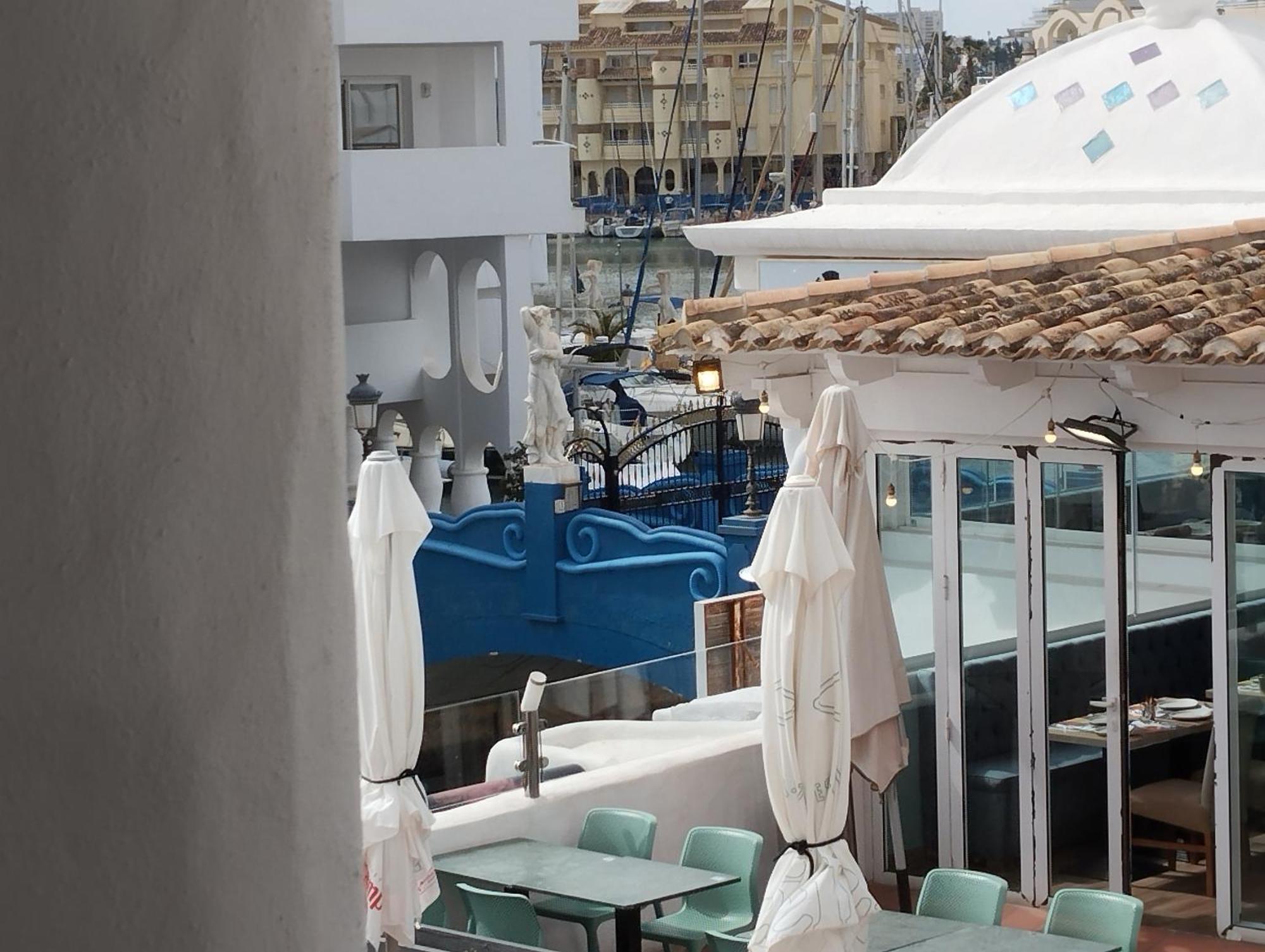 Puerto Marina Palace Benalmadena Bagian luar foto